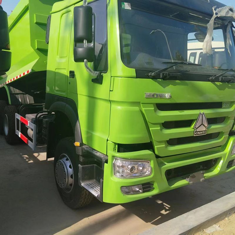 Howo Right Turn Tetering Wheel Dump Truck